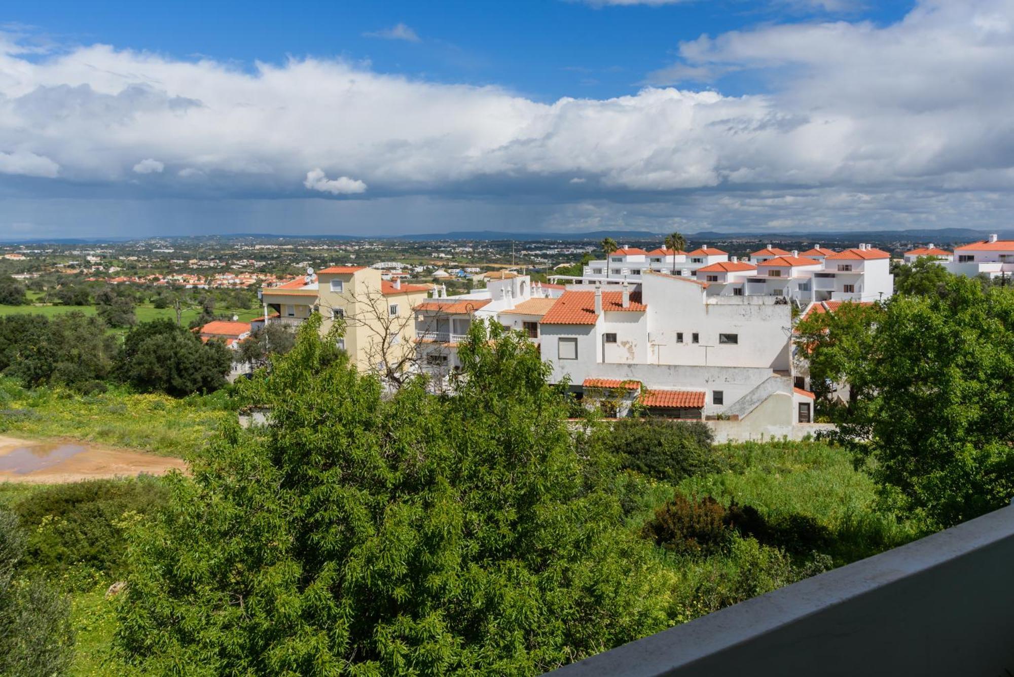 Hillside Studio With Sea View & Fibre Internet Albufeira Extérieur photo
